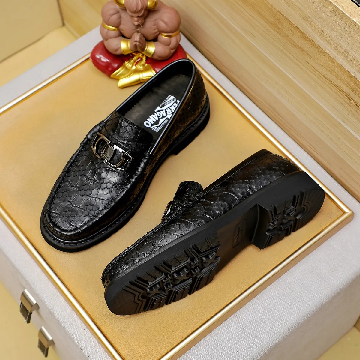 Men's shoes 💰500 Ferragamo [Ferragamo] top imported suit men's shoes 💯Original copy of the official website, product materials: selected imported embossed calfskin + luxury hardware buckle accessories ~ imported water-dyed cow 🐂 leather lining. Strong three-dimensional visual effect, original combination outsole, multiple colors available😘 Size: 38-44 (.45.46. Customized)